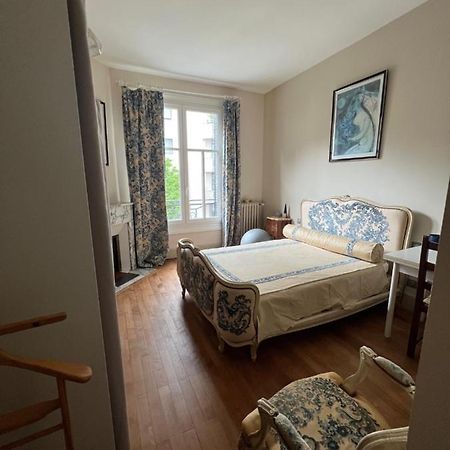 קלרמונט-פרנד Hyper Centre ,Jolie Chambre Climatisee Avec Parking Securise Gratuit מראה חיצוני תמונה